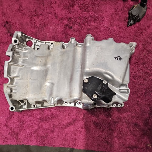 Audi oil sump pan - a4,